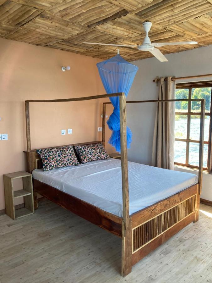 Soul Rebel Lodge & Backpackers Nkhata Bay Extérieur photo