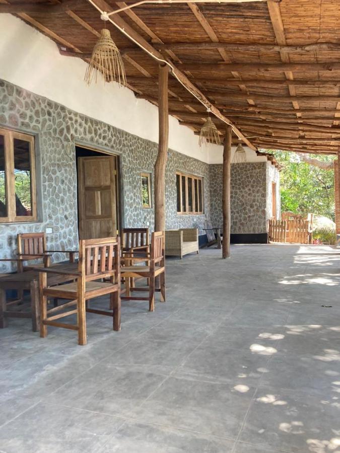 Soul Rebel Lodge & Backpackers Nkhata Bay Extérieur photo