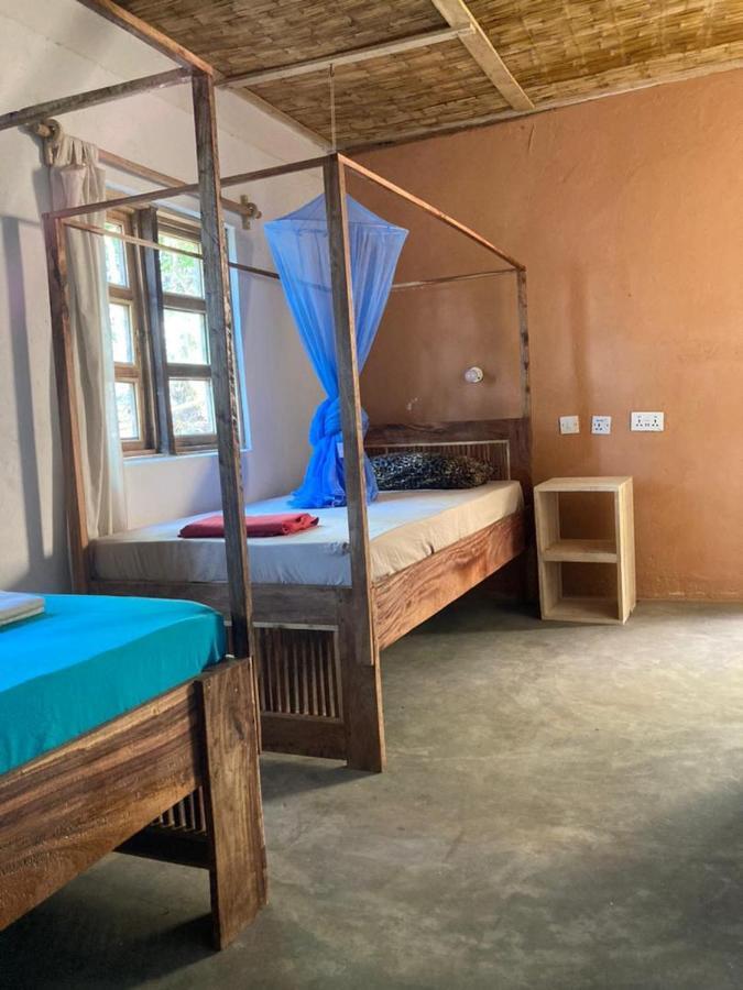 Soul Rebel Lodge & Backpackers Nkhata Bay Extérieur photo