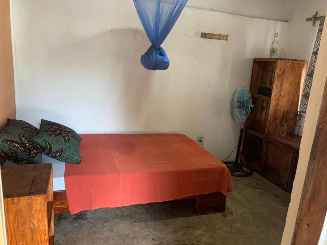 Soul Rebel Lodge & Backpackers Nkhata Bay Extérieur photo
